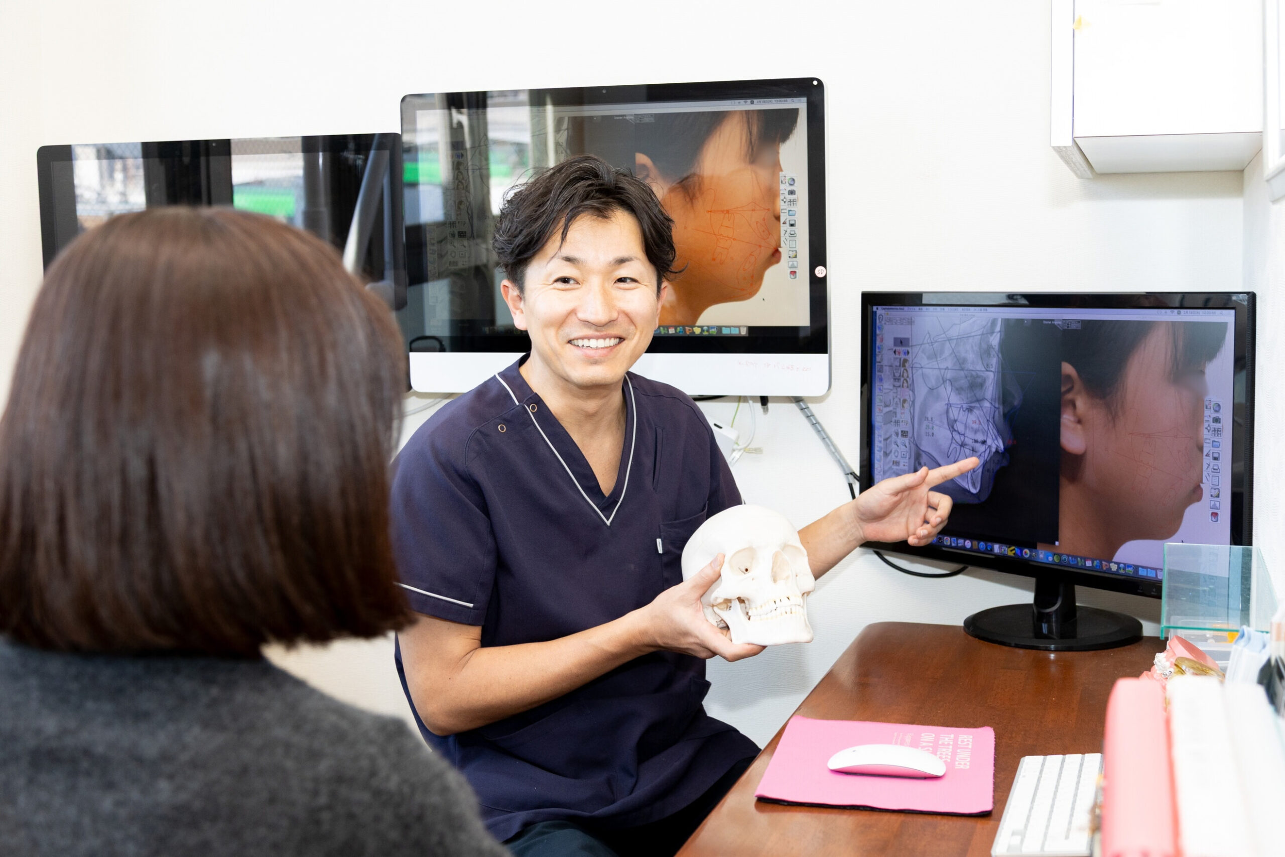 カウンセリングしている様子