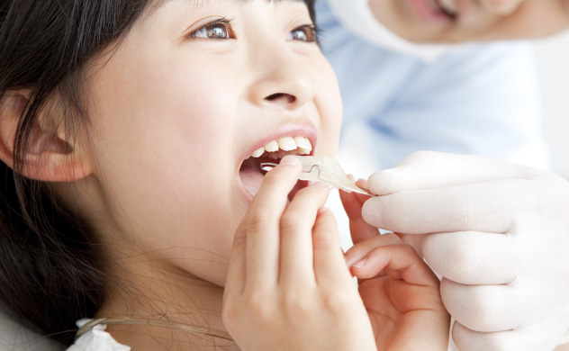 お子さんの成長に合わせた歯並び治療